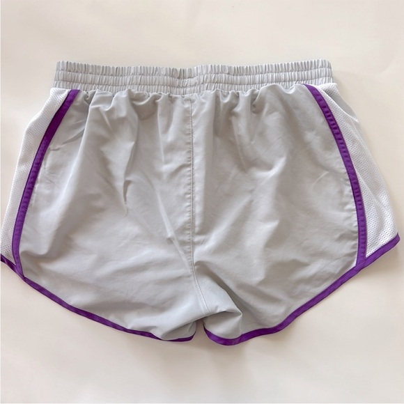 Under Armour Athletic Shorts - Picture 3 of 3